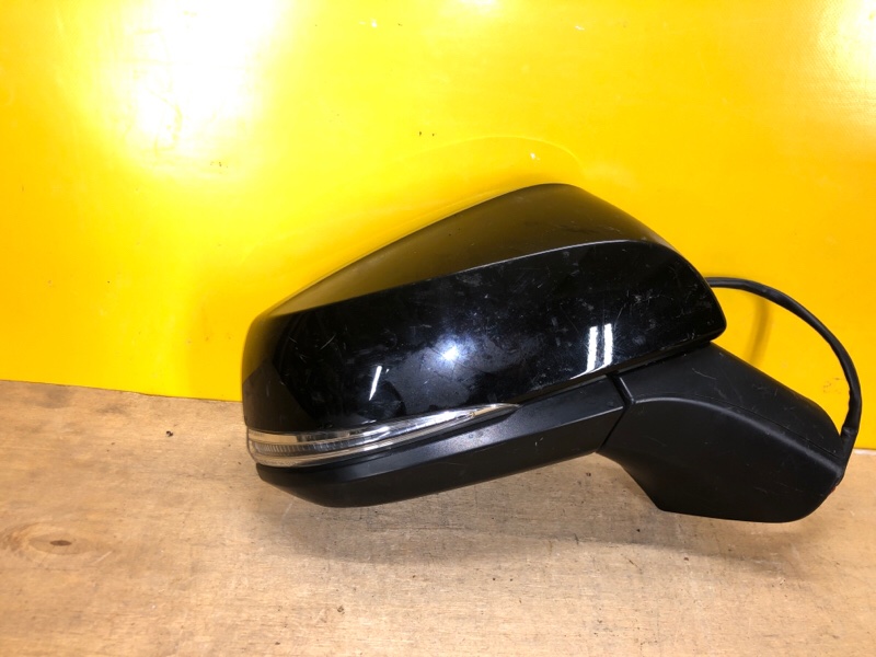 Зеркало правое RAV4 18-