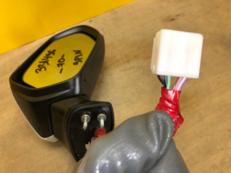 Зеркало правое CAMRY 70 17- Зеркало правое CAMRY 70 17-