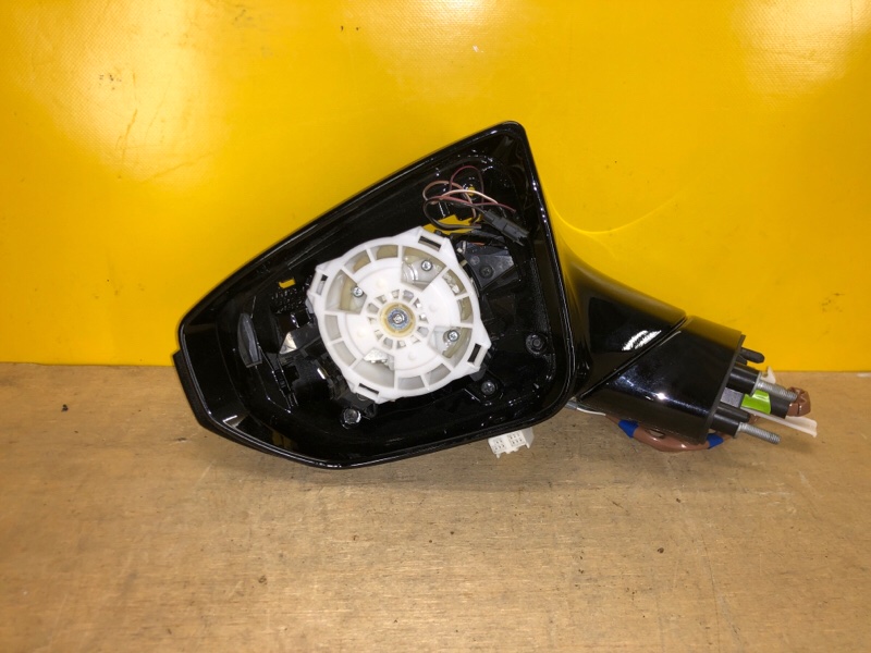 Запчасть зеркало левое LEXUS ES350 18 - 8794033L50C1 Б/У Зеркало левое LEXUS ES350 18 - 8794033L50C1 Б/У