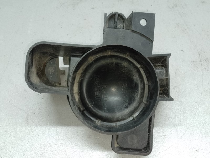 Заглушка ПТФ правая LEAF 10-17