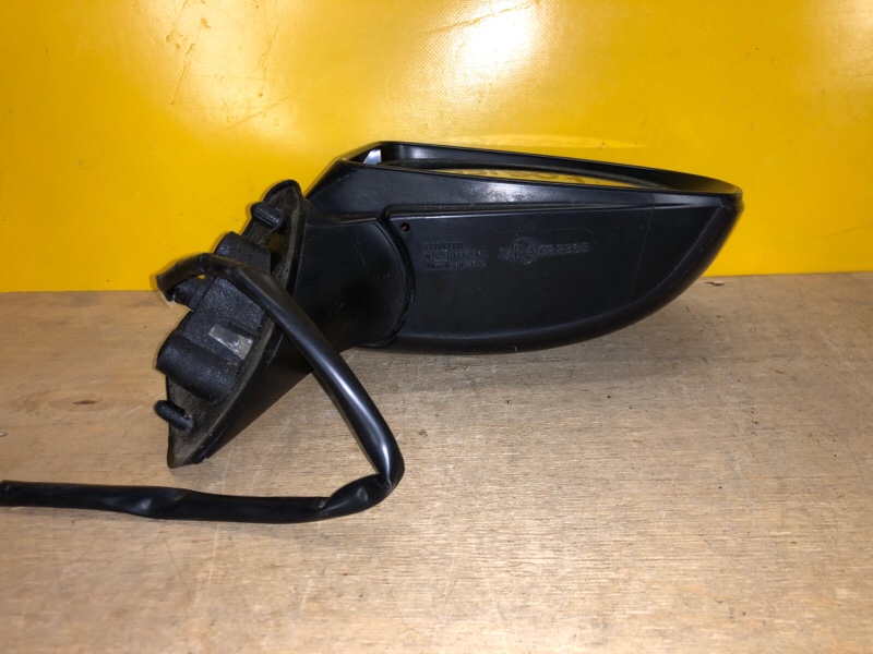 Зеркало правое PRIUS - 30 09-17