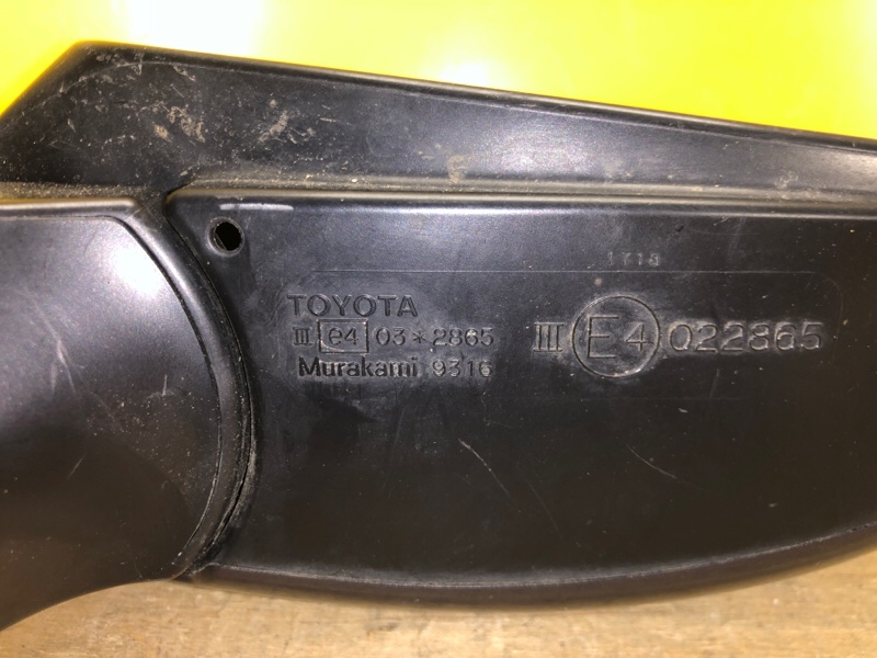 Зеркало правое PRIUS - 30 09-17