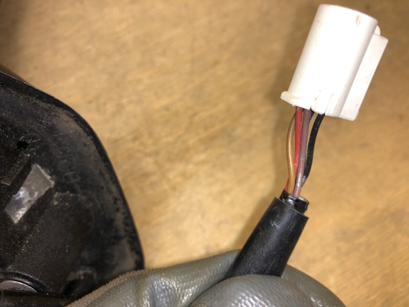 Зеркало правое PRIUS - 30 09-17