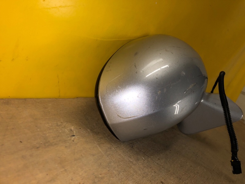 Зеркало правое VENZA 09-16 Зеркало правое VENZA 09-16