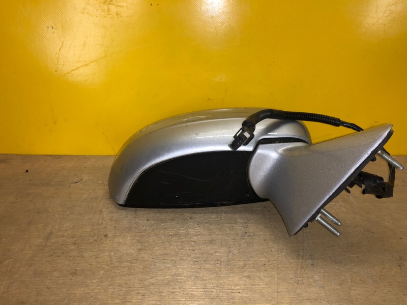 Зеркало правое VENZA 09-16 Зеркало правое VENZA 09-16