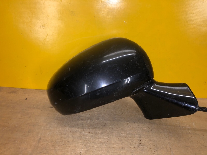 Зеркало правое VENZA 09-16 Зеркало правое VENZA 09-16