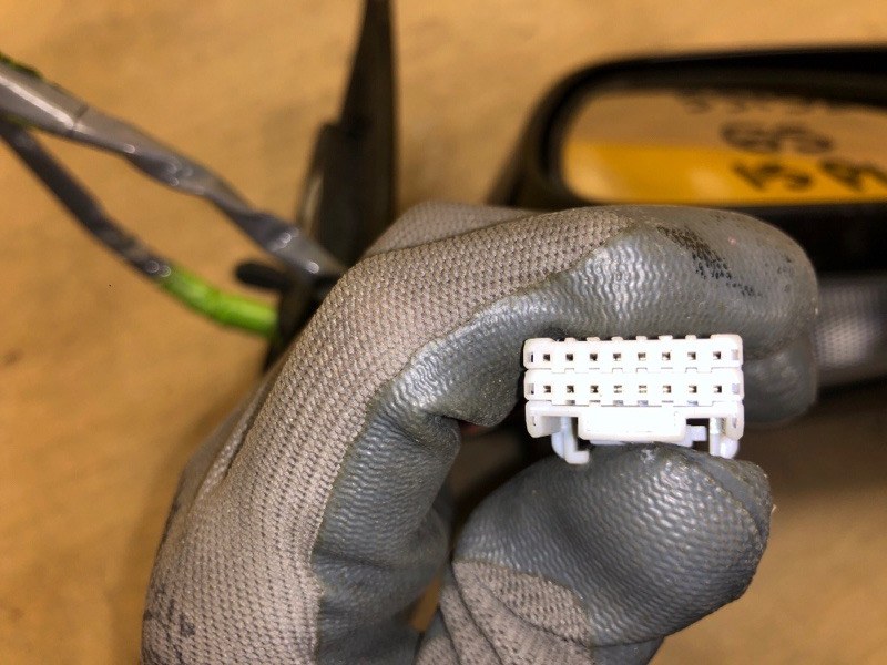 Зеркало правое GS350 GS300 05-11