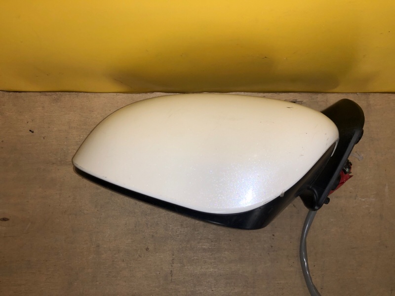 Зеркало левое PRIUS PLUS 11-14 Зеркало левое PRIUS PLUS 11-14