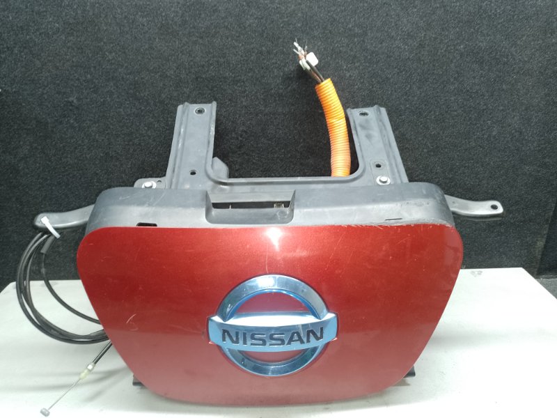 Зарядное гнездо (розетка) NISSAN LEAF 10-17