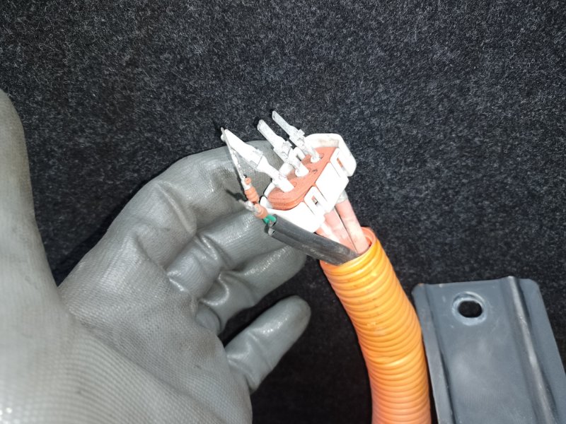 Зарядное гнездо (розетка) LEAF 10-17