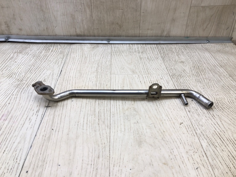 Патрубок системы охлаждения TOYOTA CAMRY 30 02-06 2005 Седан 2.4 2AZFE 1626828010 Б/У