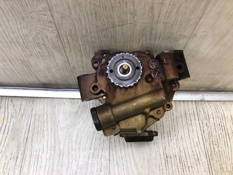 Масляный насос CAMRY 30 02-06 2005 Седан 2.4 2AZFE Масляный насос CAMRY 30 02-06 2005 Седан 2.4 2AZFE