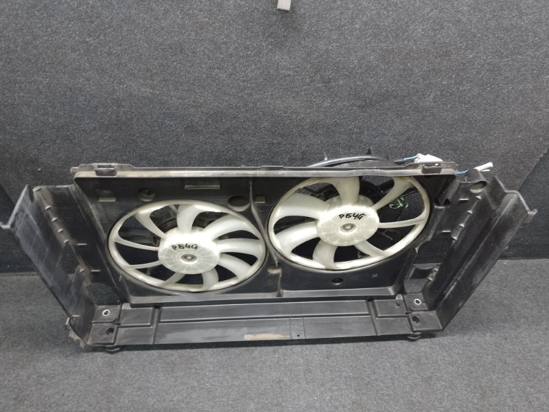 Диффузор вентилятора основного радиатора PRIUS - 30 09-17