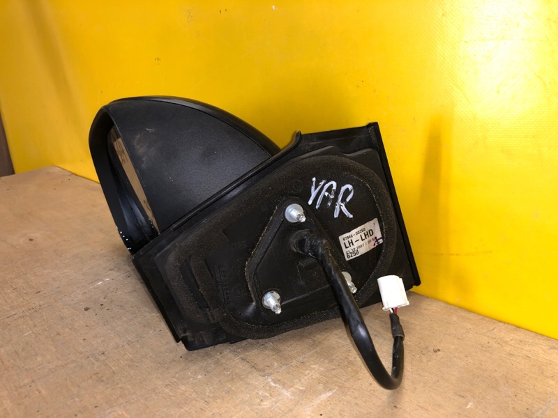 Зеркало левое YARIS 05–11