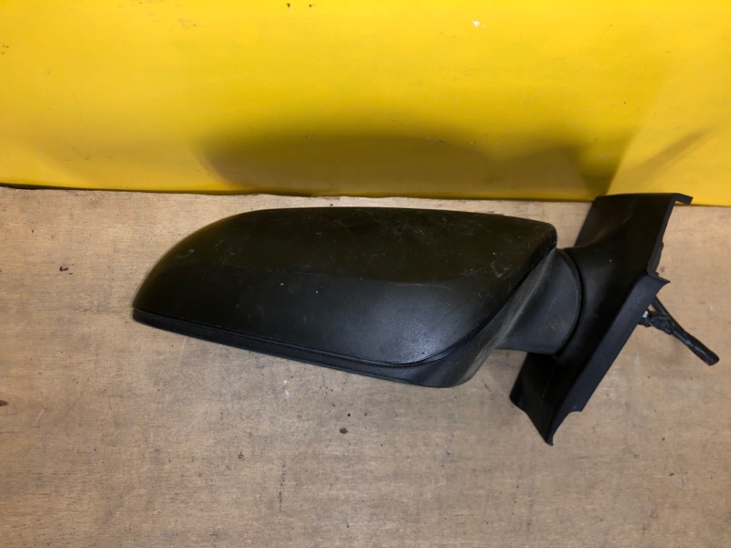 Зеркало левое YARIS 05–11