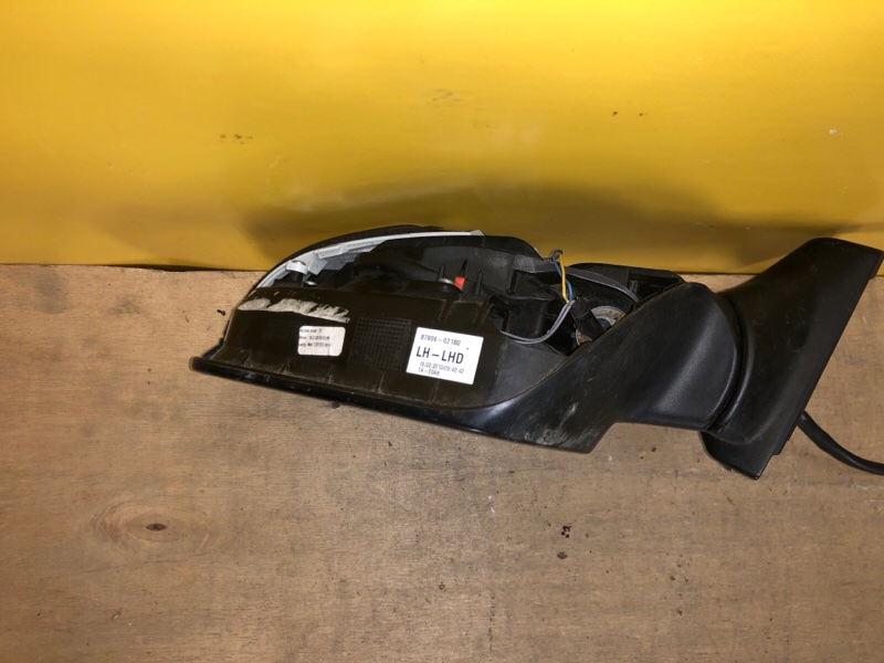 Зеркало левое AURIS 06-12 Зеркало левое AURIS 06-12