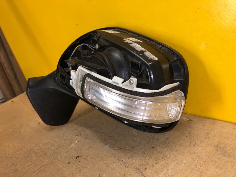 Зеркало левое AURIS 06-12 Зеркало левое AURIS 06-12