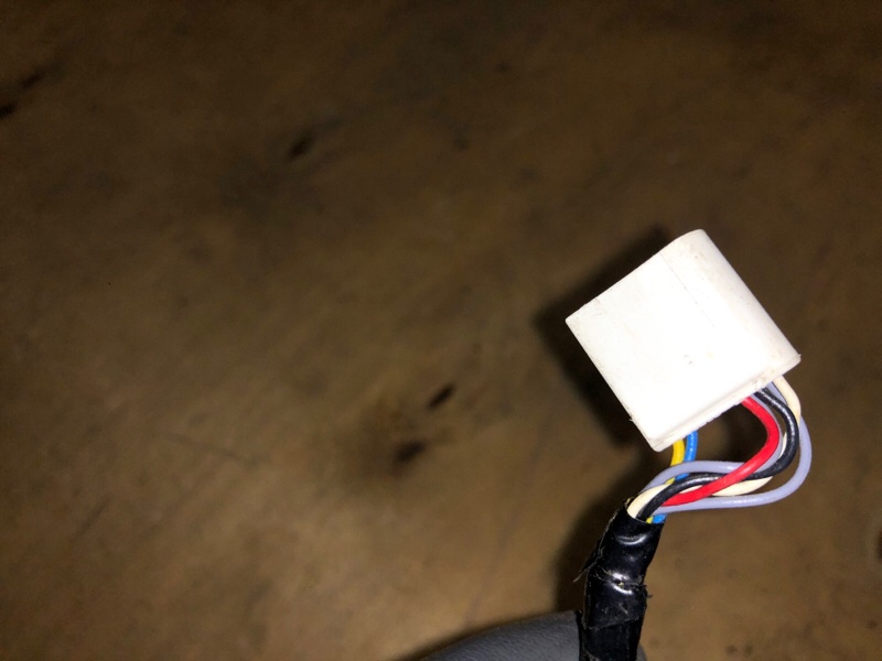 Зеркало левое AURIS 06-12 Зеркало левое AURIS 06-12