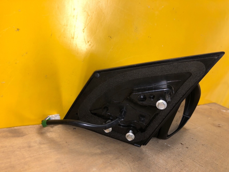Зеркало правое COROLLA E170 13-19 Зеркало правое COROLLA E170 13-19