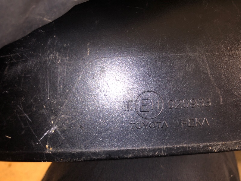 Зеркало правое COROLLA E170 13-19 Зеркало правое COROLLA E170 13-19