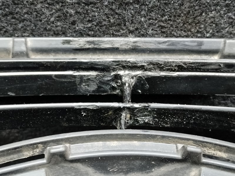 Решетка радиатора PRIUS C/AQUA 11-14