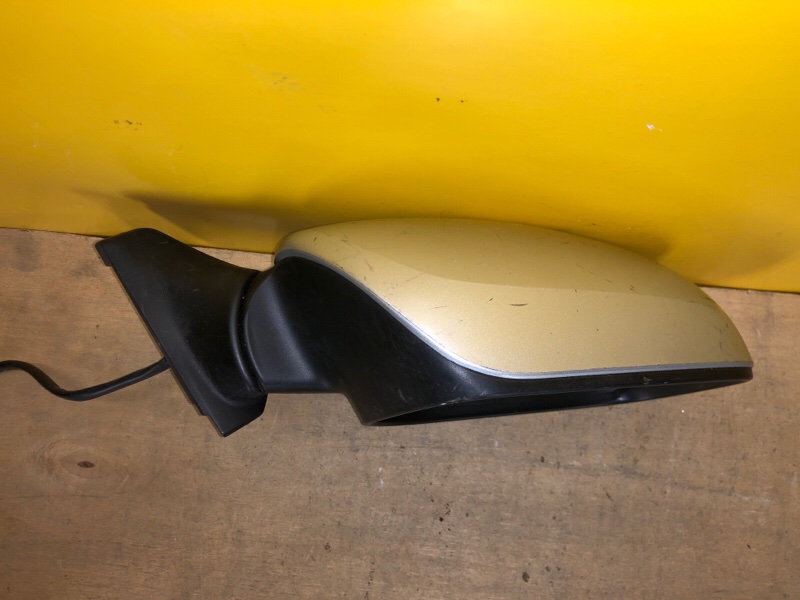 Зеркало правое TOYOTA AURIS 06-12