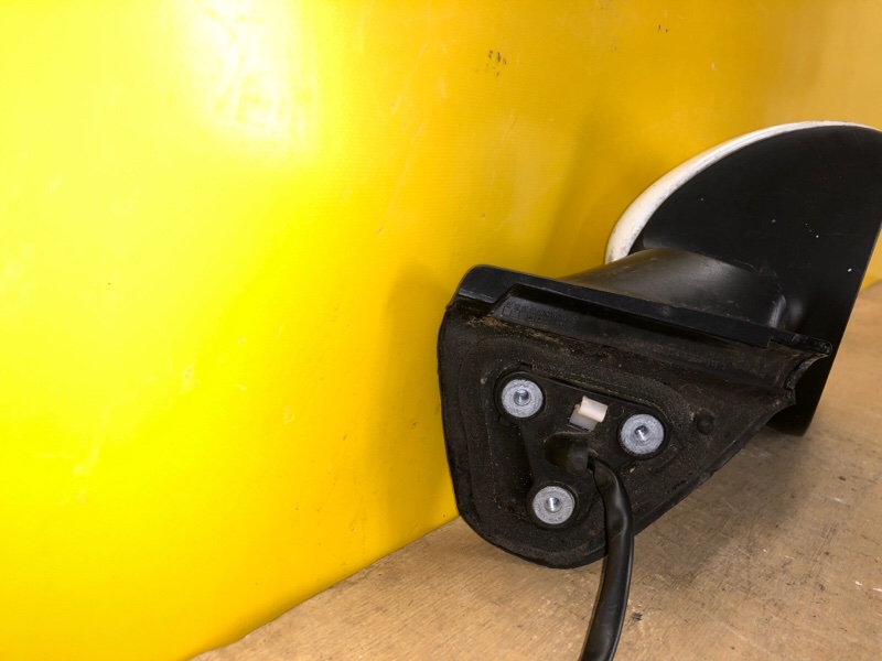 Зеркало правое AURIS 06-12