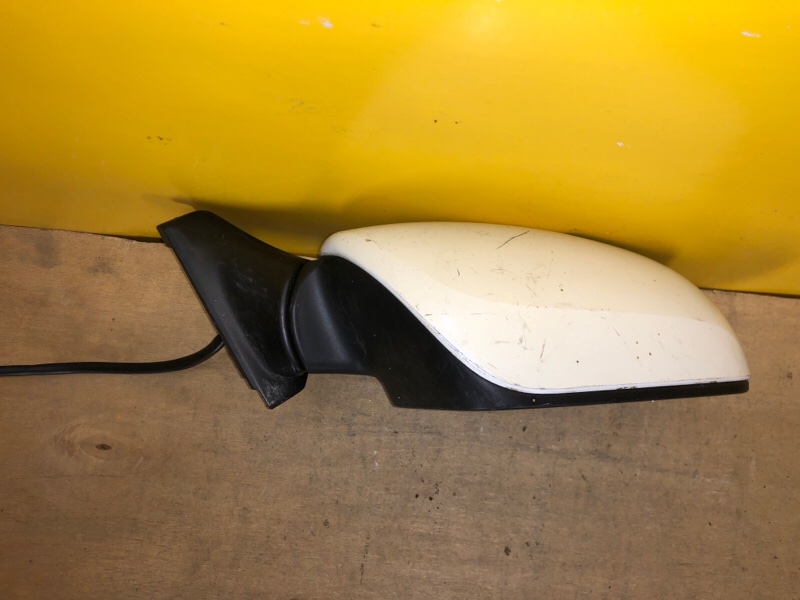 Зеркало правое TOYOTA AURIS 06-12