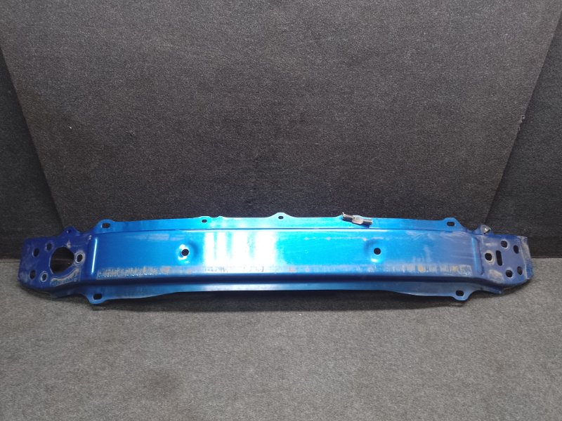 Усилитель переднего бампера TOYOTA PRIUS C/AQUA 11-14 52131-52280 Б/У