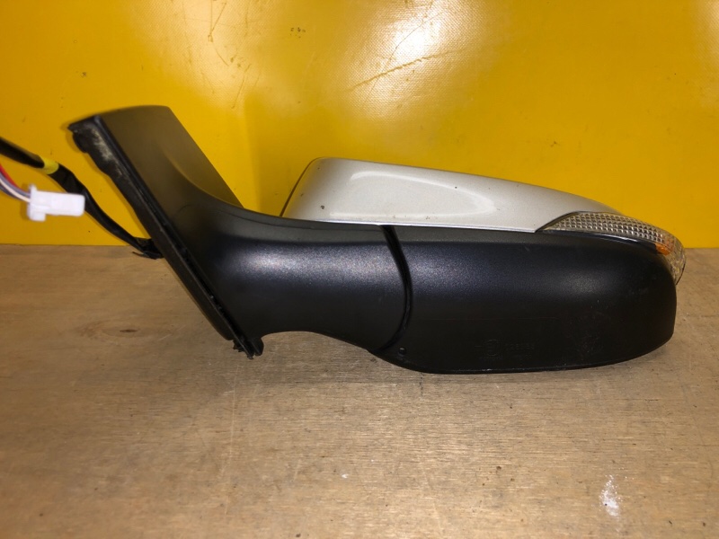 Зеркало левое COROLLA E170 13-19