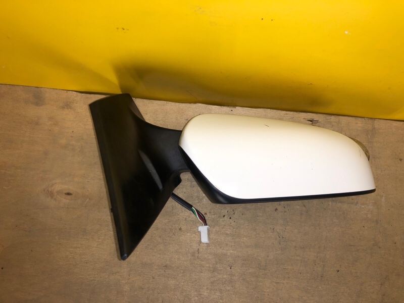 Зеркало правое COROLLA E170 13-19