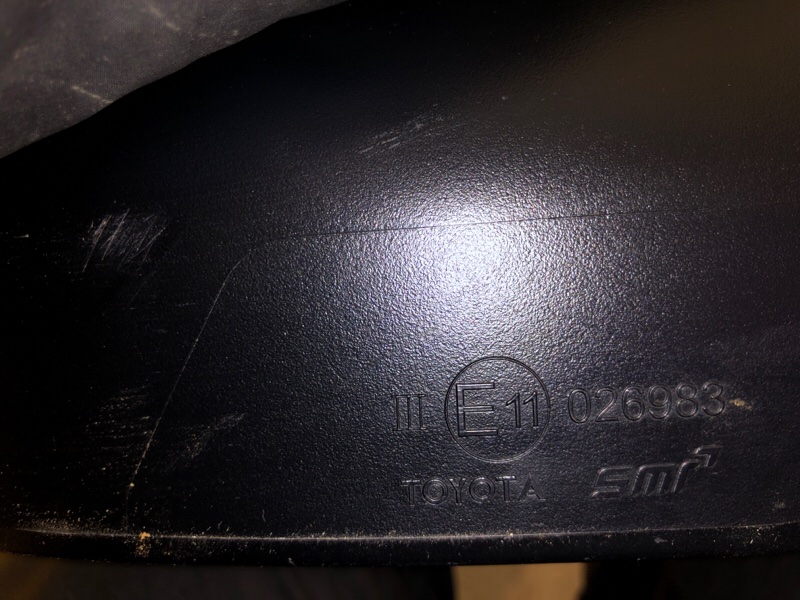 Зеркало правое COROLLA E170 13-19