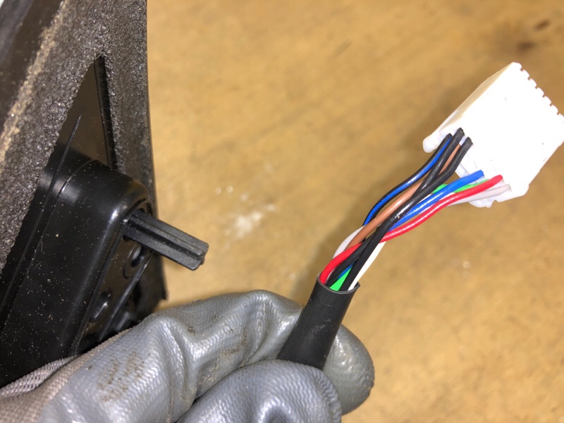 Зеркало правое COROLLA E170 13-19