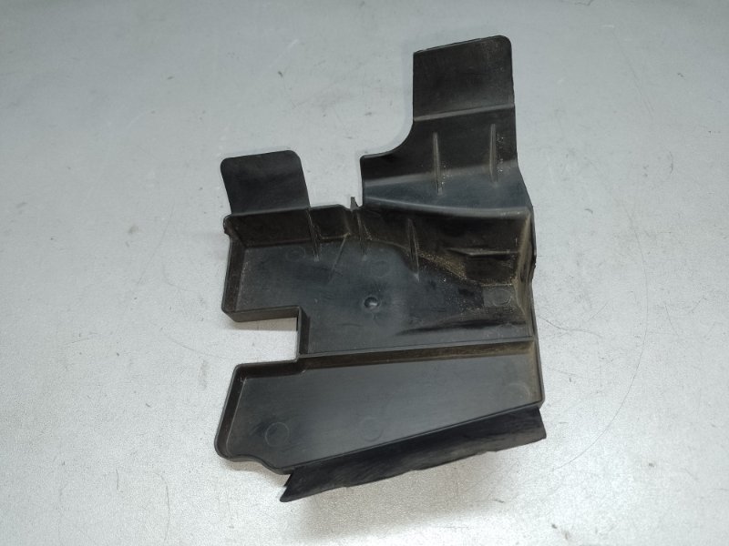 Запчасть дефлектор радиатора правый TOYOTA PRIUS C/AQUA 11-14 53287-52170 Б/У Дефлектор радиатора правый TOYOTA PRIUS C/AQUA 11-14 53287-52170 Б/У