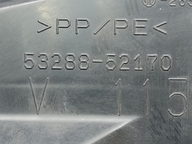 Дефлектор радиатора левый TOYOTA PRIUS C/AQUA 11-14 Дефлектор радиатора левый TOYOTA PRIUS C/AQUA 11-14