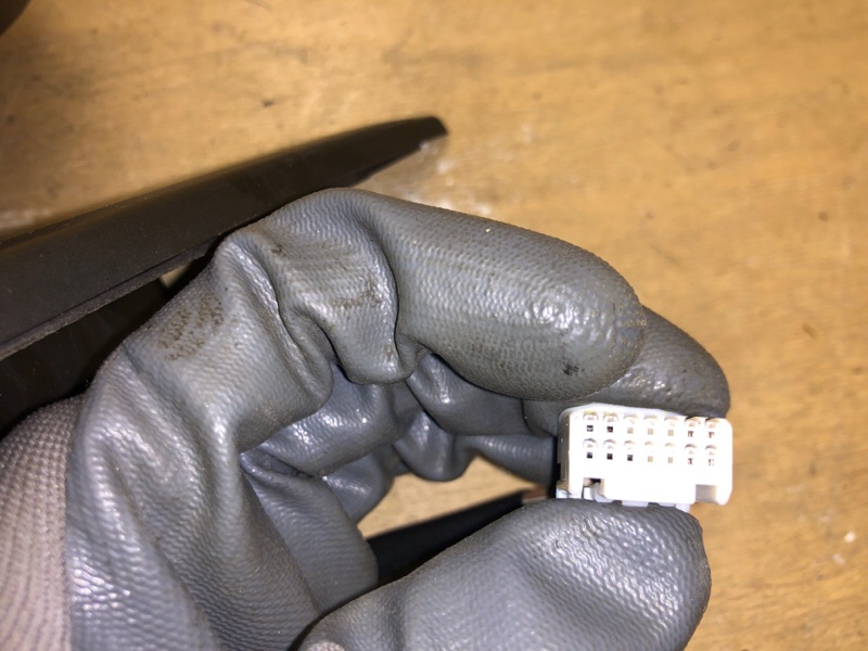 Зеркало правое COROLLA E170 13-19 Зеркало правое COROLLA E170 13-19