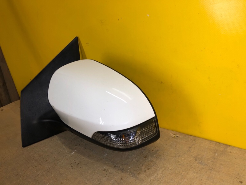 Зеркало левое COROLLA E170 13-19 Зеркало левое COROLLA E170 13-19