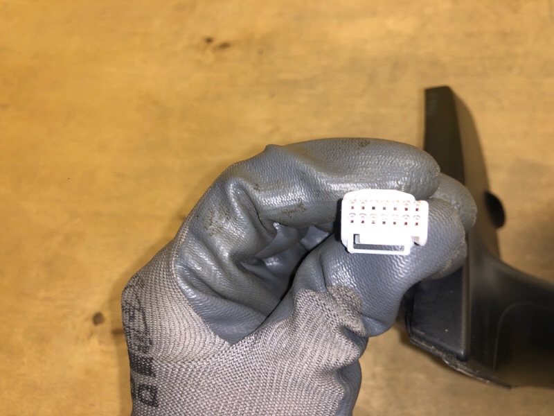 Зеркало левое COROLLA E170 13-19 Зеркало левое COROLLA E170 13-19