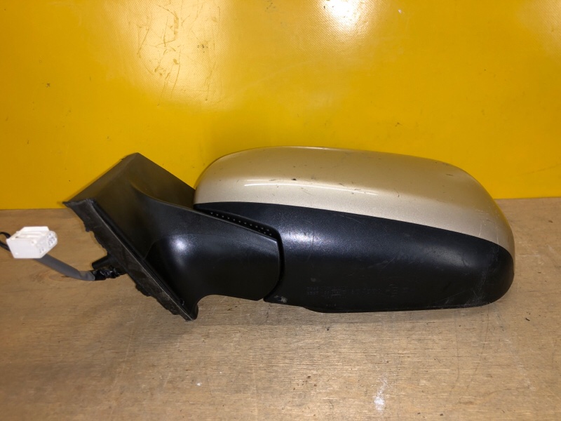 Зеркало левое RAV4 05-12 Зеркало левое RAV4 05-12