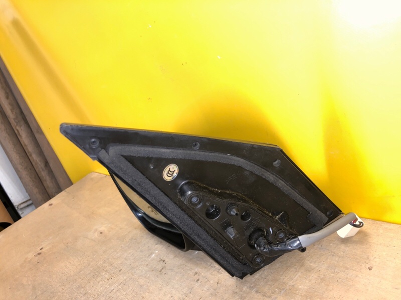 Зеркало левое RAV4 05-12