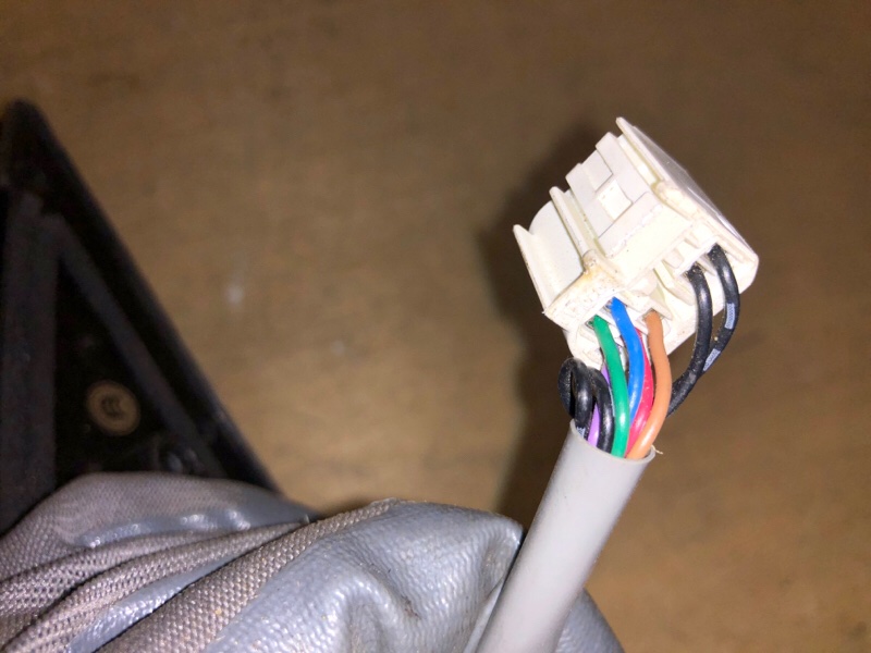 Зеркало левое RAV4 05-12