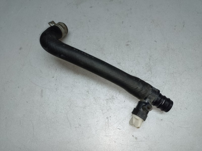 Патрубок системы охлаждения PRIUS C/AQUA 11-14