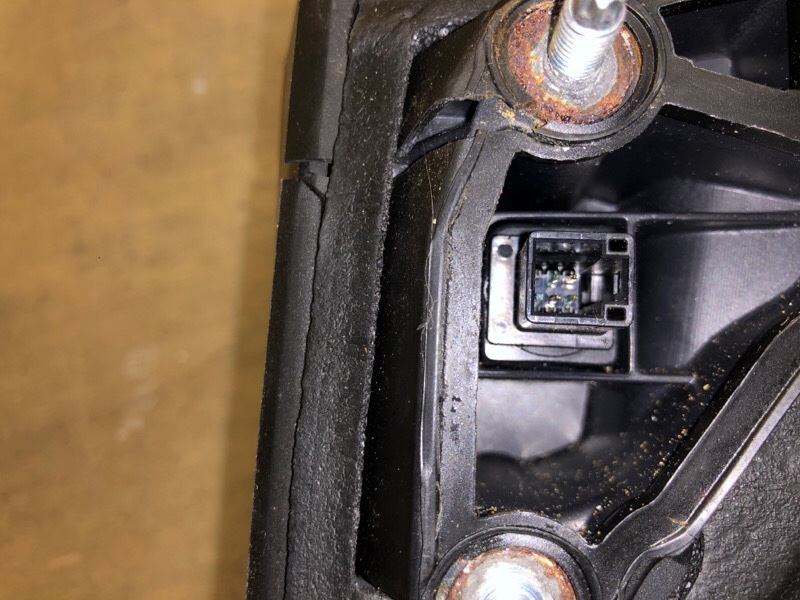 Зеркало левое CAMRY 40 06-11 Зеркало левое CAMRY 40 06-11