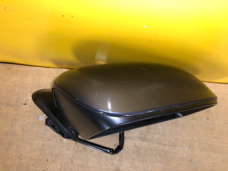 Зеркало правое TOYOTA PRIUS - 30 09-17 Зеркало правое TOYOTA PRIUS - 30 09-17