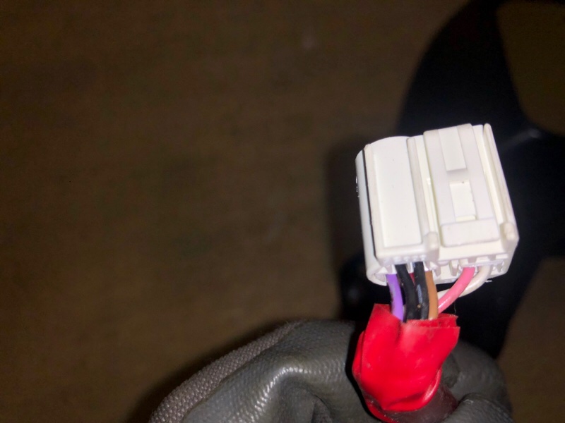 Зеркало правое PRIUS - 30 09-17 Зеркало правое PRIUS - 30 09-17