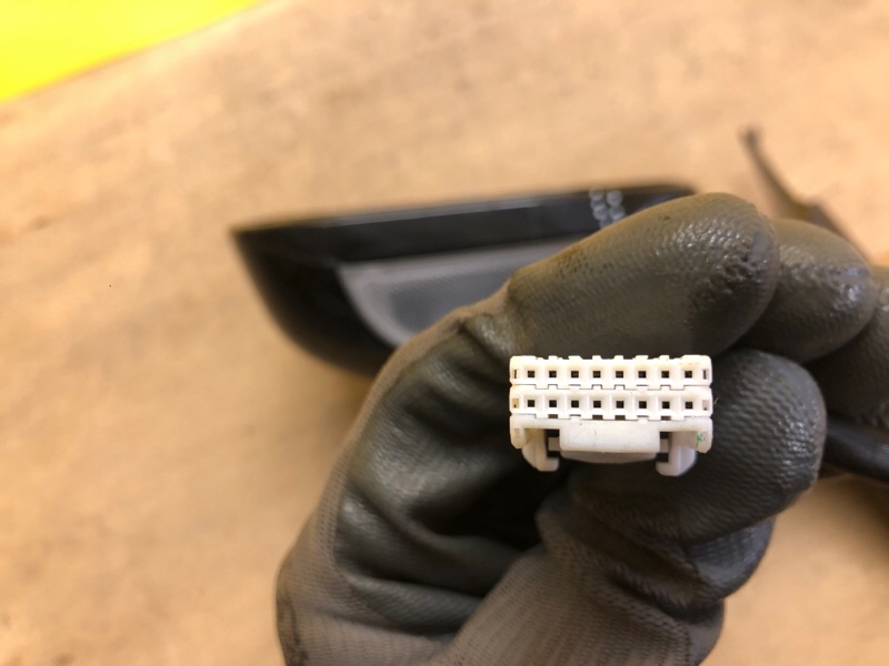 Зеркало левое GS350 GS300 05-11