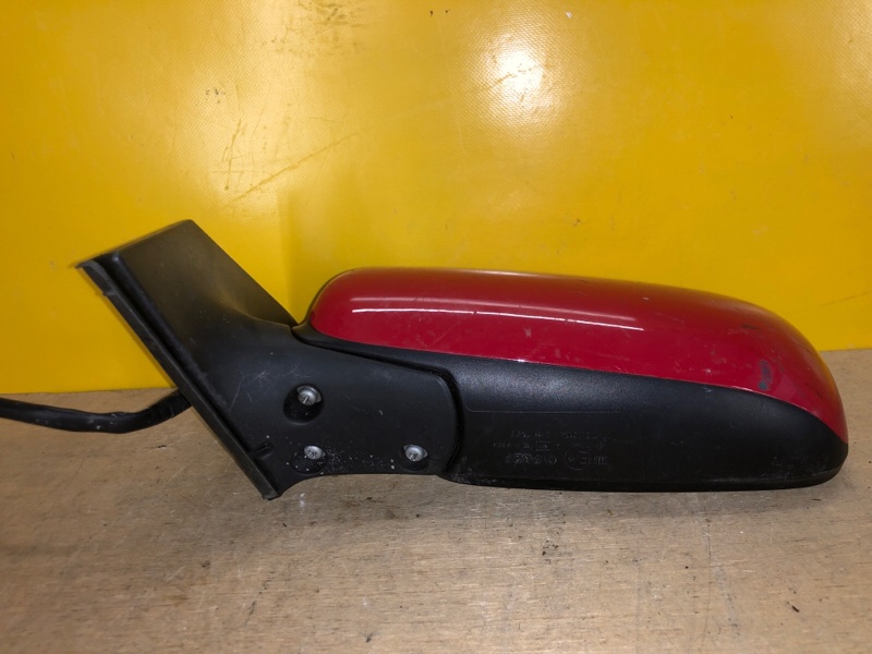 Зеркало левое AVENSIS 03-08