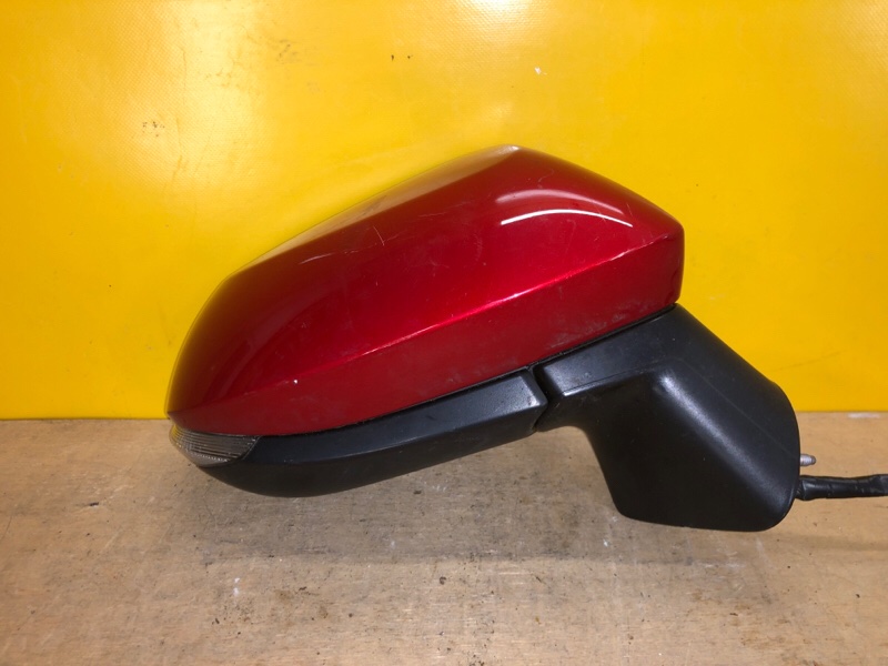 Зеркало правое COROLLA 18-