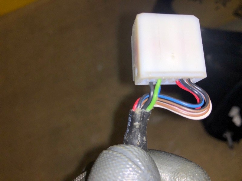 Зеркало правое COROLLA 18-