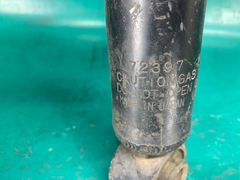 Амортизатор задний левый GALANT 03-12